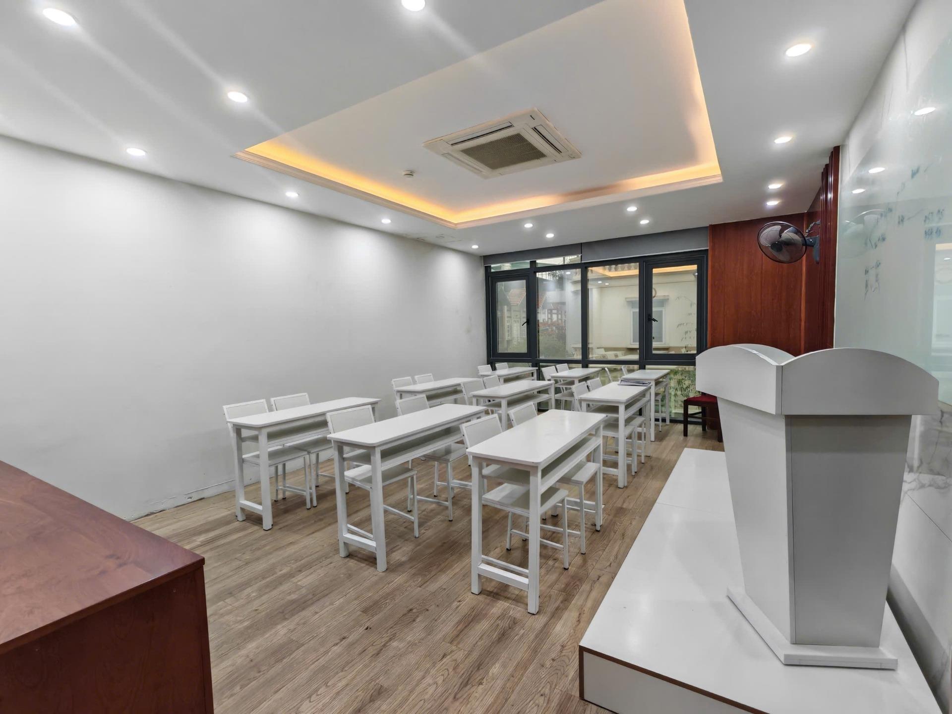 Chính chủ cho thuê văn phòng sàn tầng 2+3 làm văn phòng