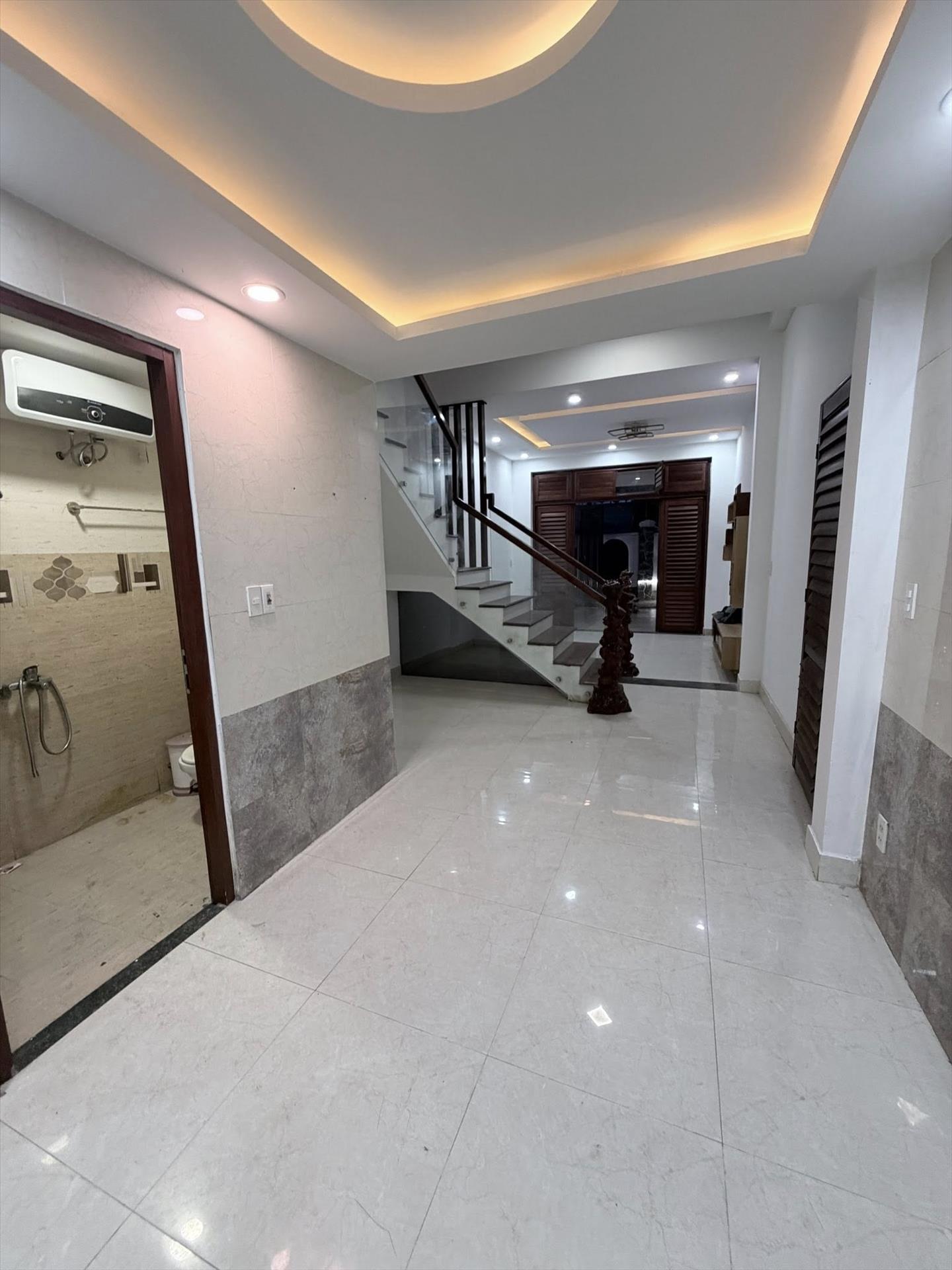 Bán nhanh nhà phố 3 tầng, 60 m2 tại Đường Nguyễn Công Hoan - Hòa An - Cẩm Lệ, giá 4,85 tỷ