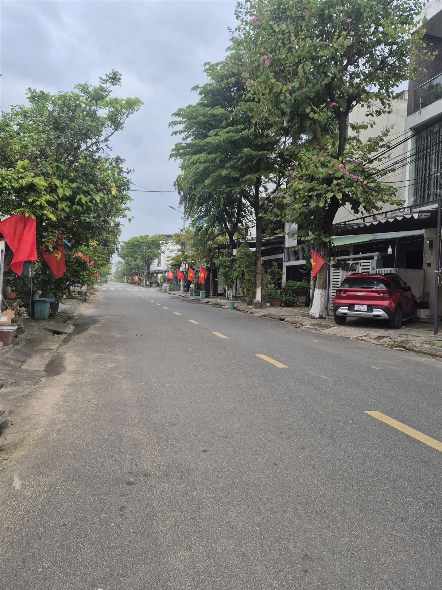 Cần bán nhanh mảnh đất 90 m2 tại Hòa Minh - Liên Chiểu - Đà Nẵng, giá 6,5 tỷ