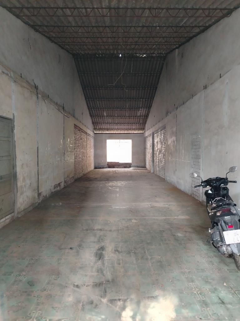 Cho thuê kho xưởng Âu Cơ giáp Tân Bình nhiều diện tích xe container có VAT quận Tân Phú