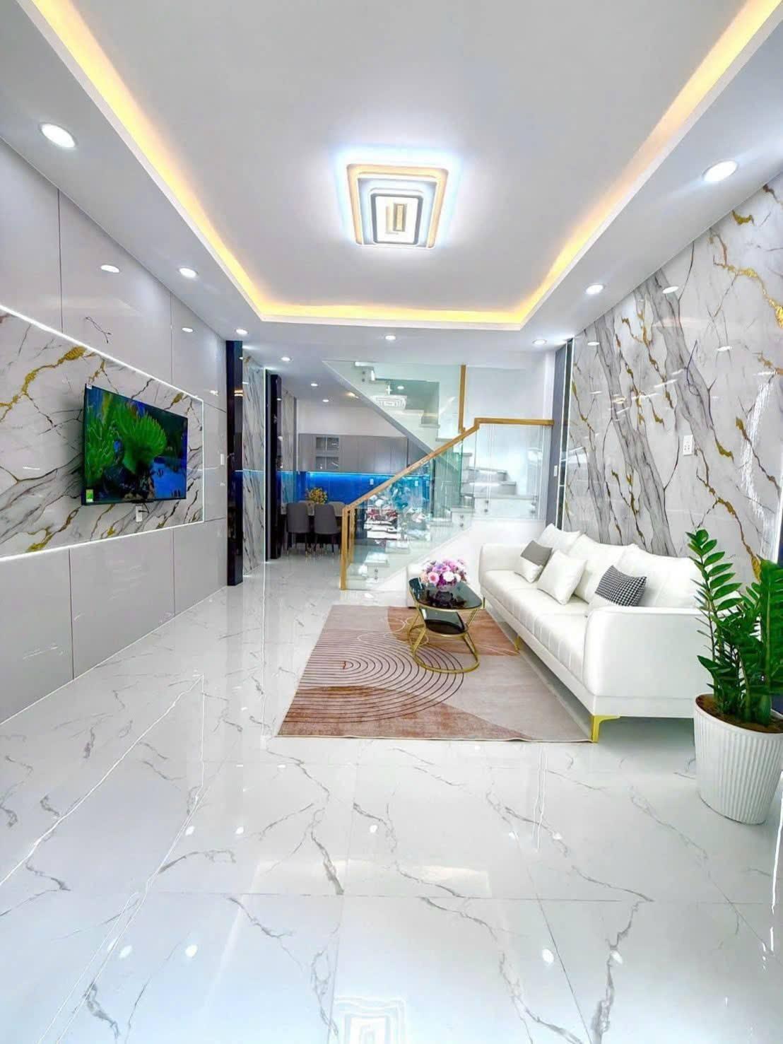 Cần bán gấp bán nhanh căn nhà đẹp 50 m2 tại Đường Lê Văn Quới - Bình Tân, giá 1,8 tỷ