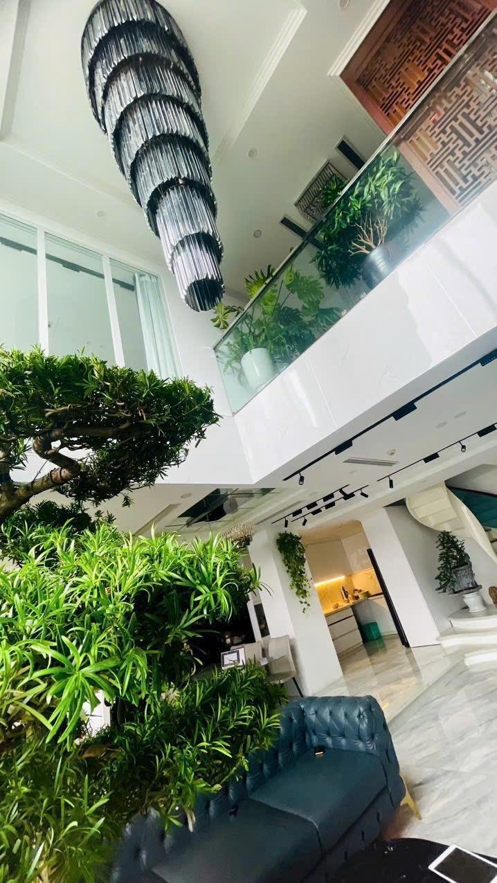 Bán chung cư 180 m2, giá 15,3 tỷ tại Xã Tân Triều - Thanh Trì - Hà Nội