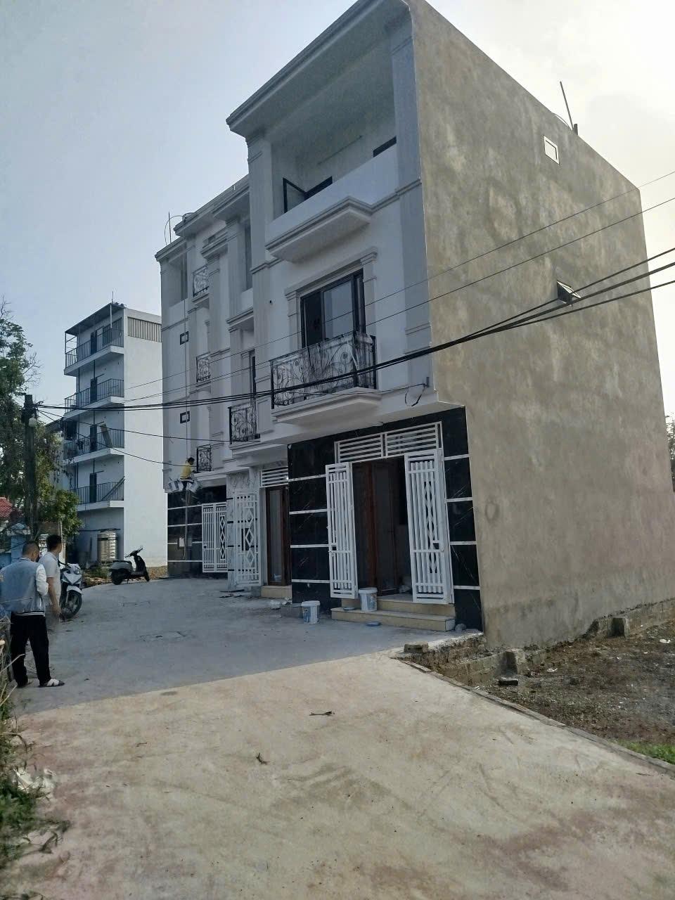 Cần bán nhanh nhà riêng 35 m2 tại Thị trấn Chúc Sơn - Chương Mỹ - Hà Nội, thỏa thuận