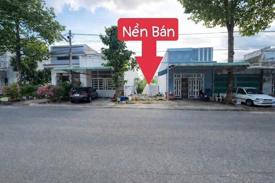 Cần bán gấp bán nhanh đất nền 80 m2, hướng Đông-Bắc tại Cái Răng - Cần Thơ, giá 3,19 tỷ
