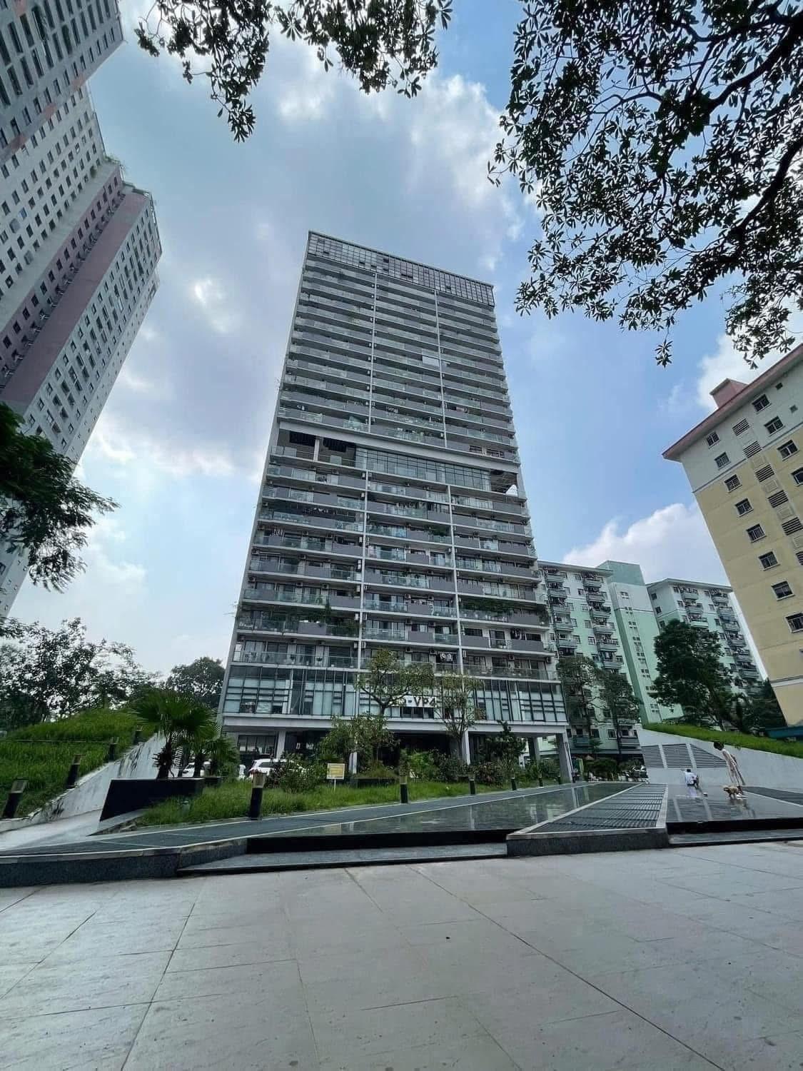 Bán gấp căn hộ chung cư 117 m2, giá rẻ tại Đường Nguyễn Duy Trinh - Hoàng Mai - Hà Nội