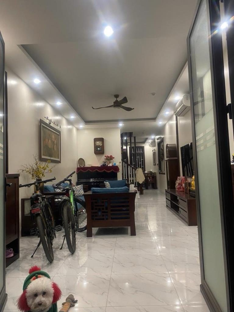 Cần bán ngay nhà shr 48 m2 tại Đường Lạc Long Quân - Xuân La - Tây Hồ - Hà Nội, giá 14 tỷ