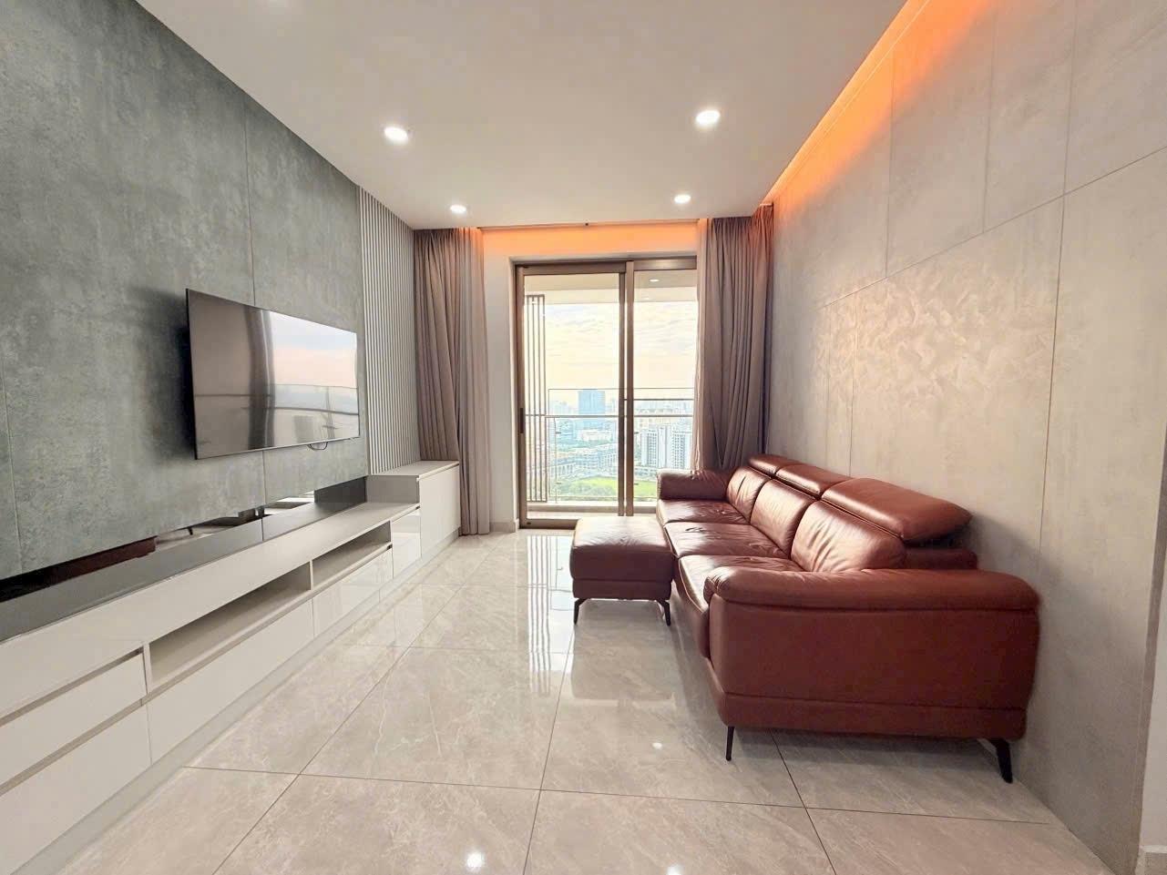 Cần bán nhanh căn hộ 131 m2, giá 20 tỷ tại Đường Nguyễn Lương Bằng - Quận 7 - TP Hồ Chí Minh