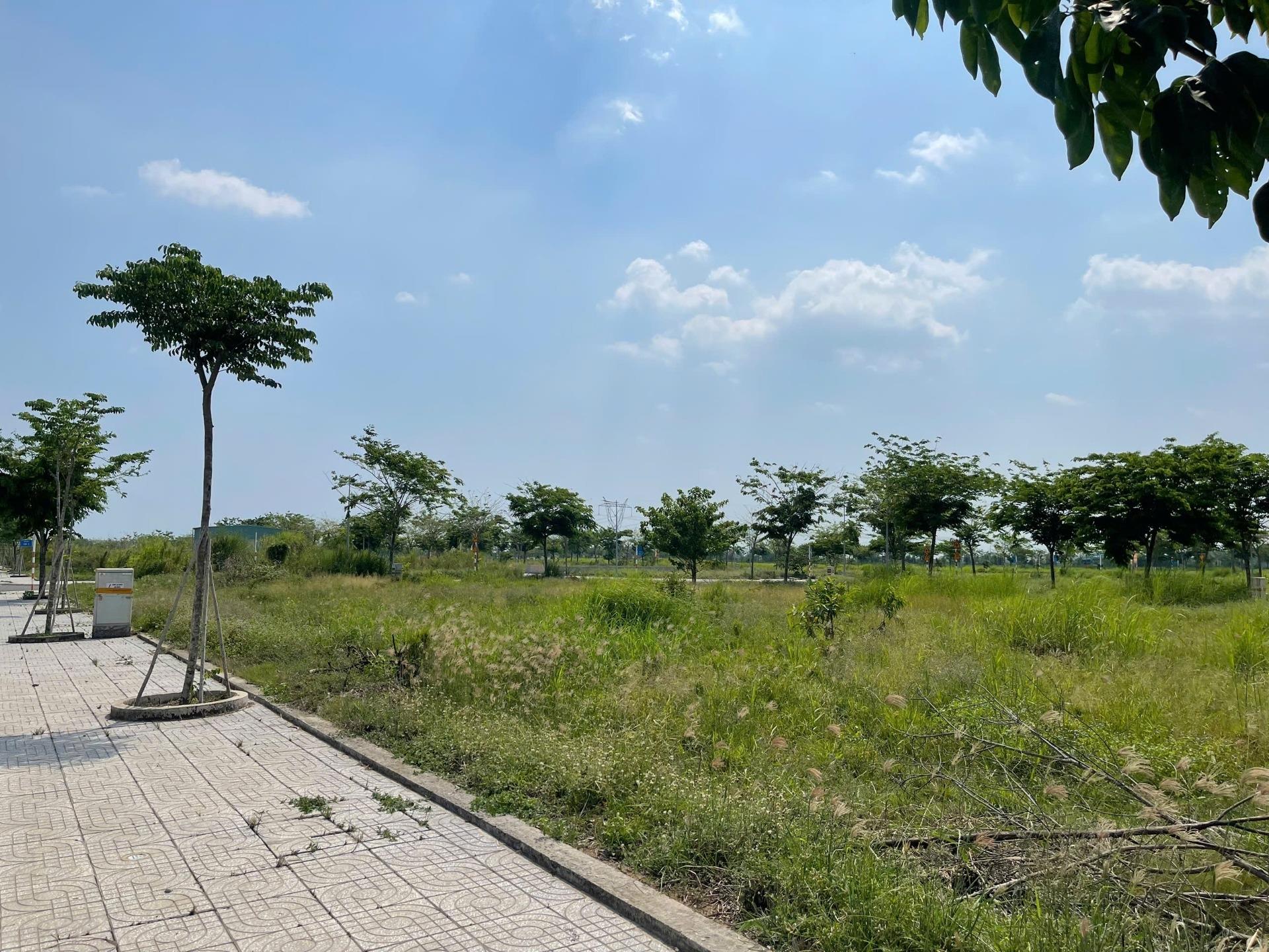 Bán nền đất 80 m2, hướng Đông tại Đường 10 - Đức Hoà Đông - Đức Hòa - Long An, giá 2,26 tỷ