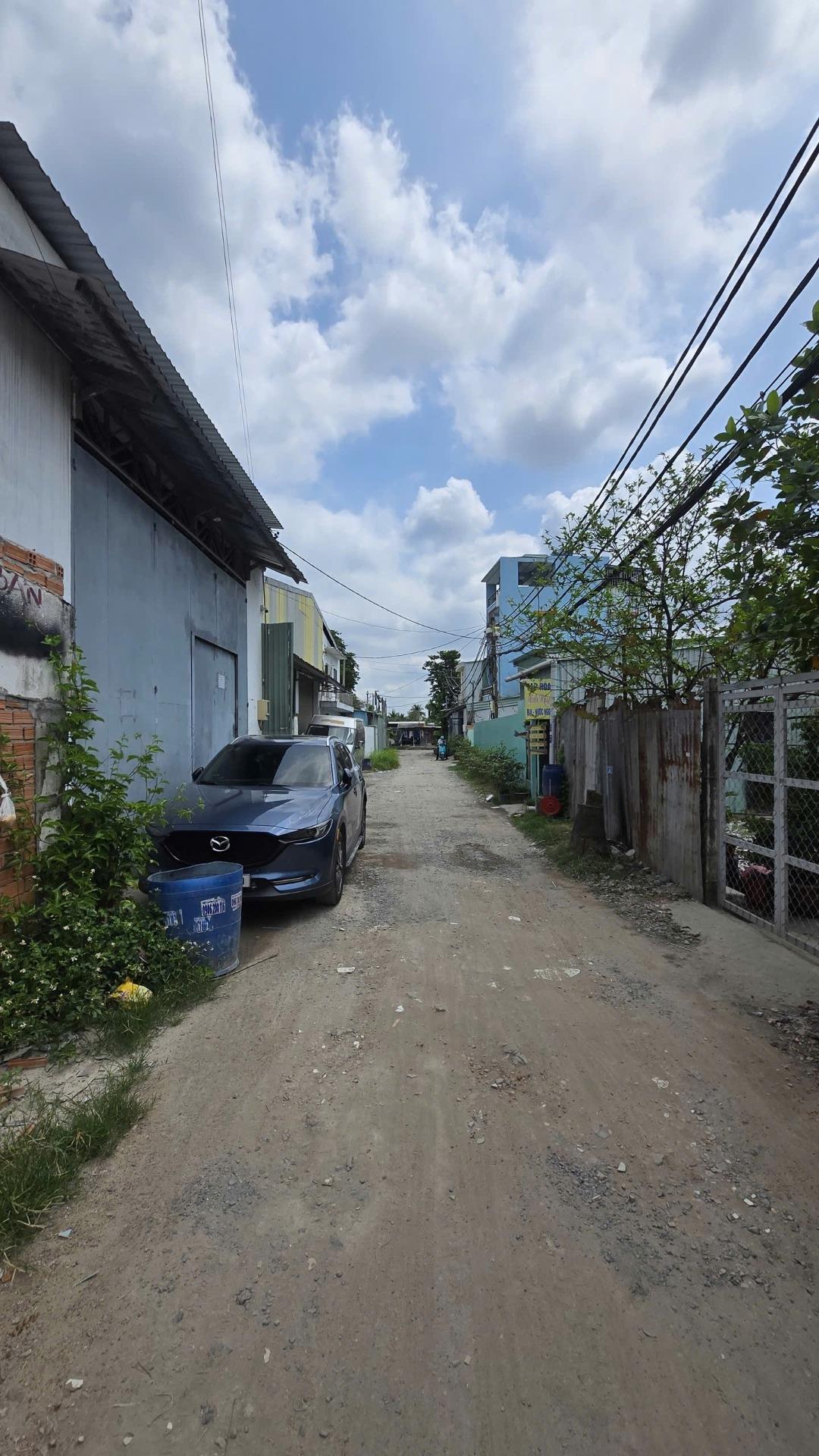 Cần bán nhanh đất 92 m2, hướng Đông-Nam tại An Phú Đông - Quận 12 - TP Hồ Chí Minh, giá 5,5 tỷ