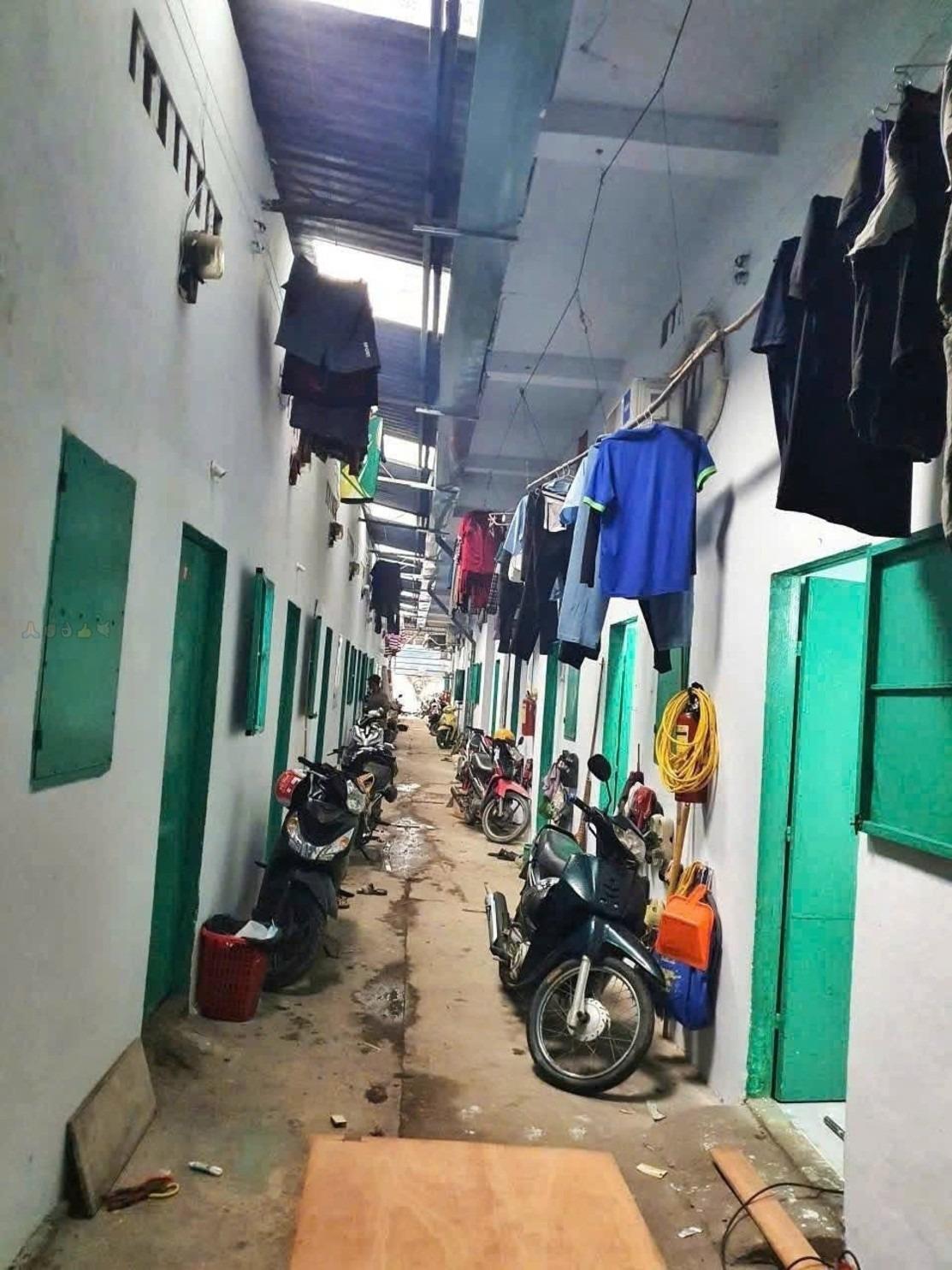 Cần bán 60 Phòng trọ. Thu nhập 70tr/tháng. cách KCN Việt Hương 200m. thuận an. Bình Dương