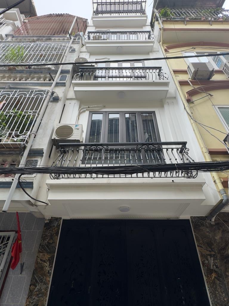 Cần bán ngay nhà riêng 40 m2 tại Đường Lạc Long Quân - Nghĩa Đô - Cầu Giấy - Hà Nội, giá 9 tỷ