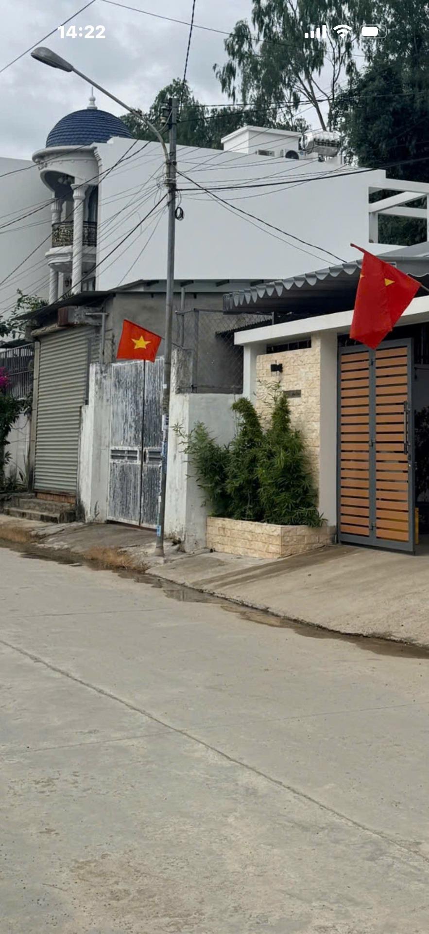 Cần bán gấp bán nhanh nhà 120 m2, hướng Tây tại Đường Nguyễn Phong Sắc - Nha Trang, giá 4,5 tỷ