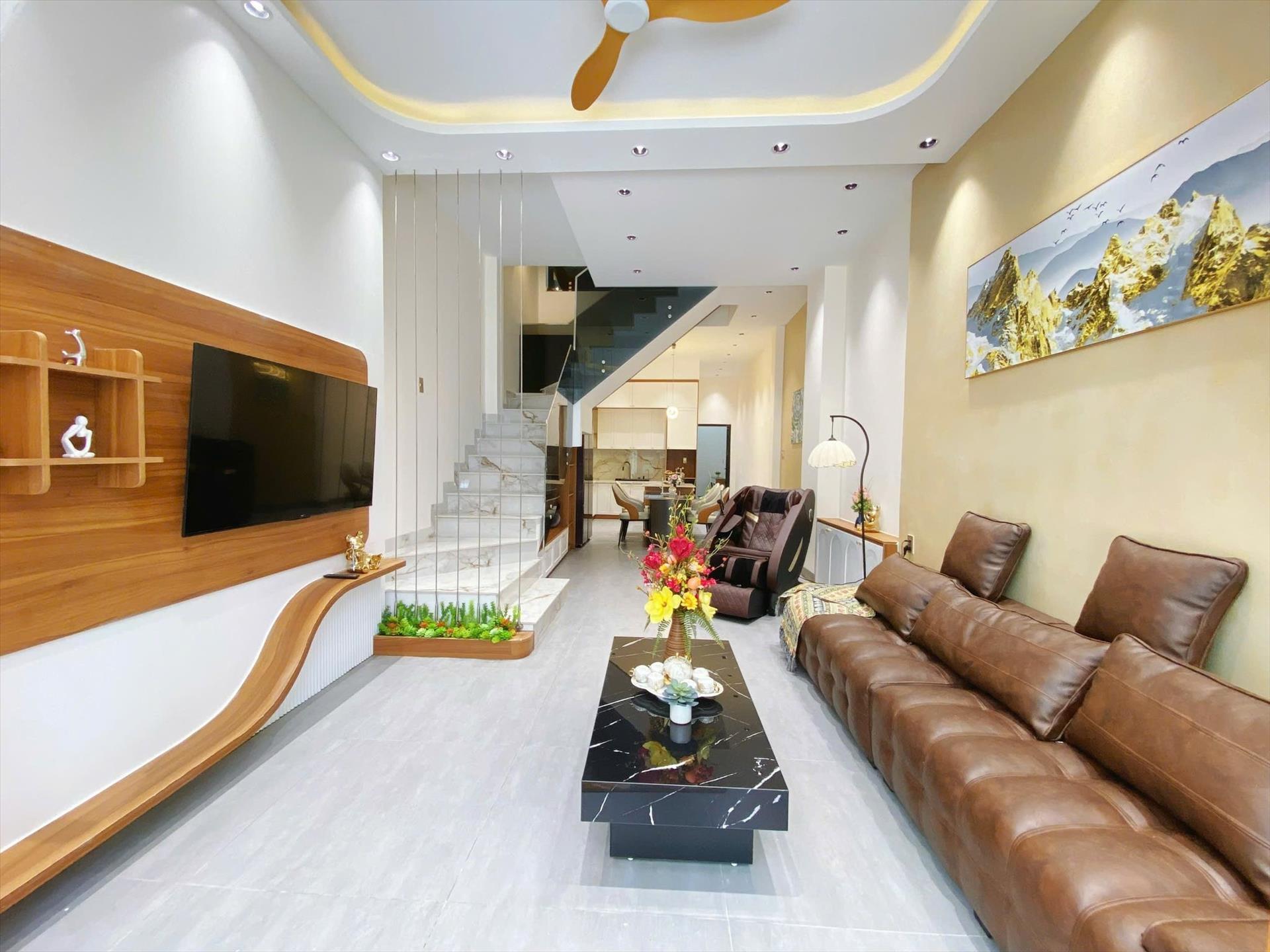 Sở hữu ngay nhà phố 3 tầng, 76 m2 tại Đường Phú Lộc 15 - Hòa Minh - Liên Chiểu, giá 8,35 tỷ