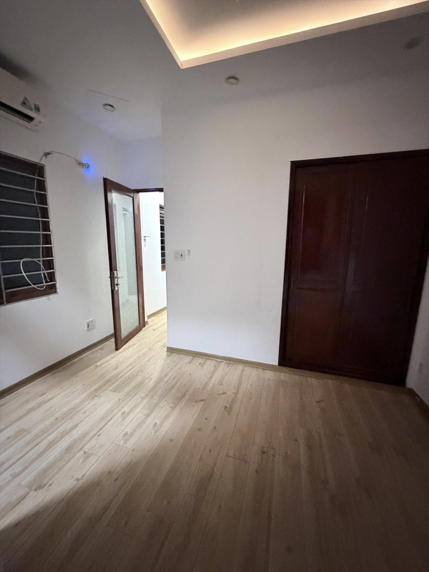 Sở hữu ngay nhà mặt tiền 3 tầng, 60 m2 tại Đường Nguyễn Công Hoan - Hòa An - Cẩm Lệ, giá 4,85 tỷ