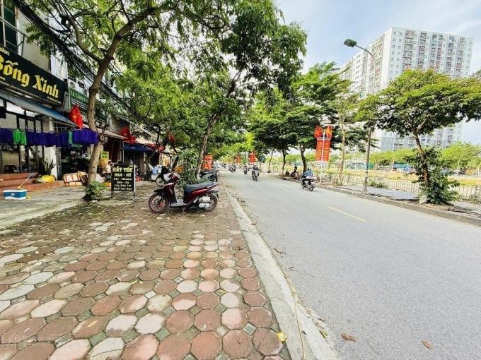 Cần bán căn nhà 39 m2 tại Quận Thanh Xuân - Hà Nội, giá 22,3 tỷ