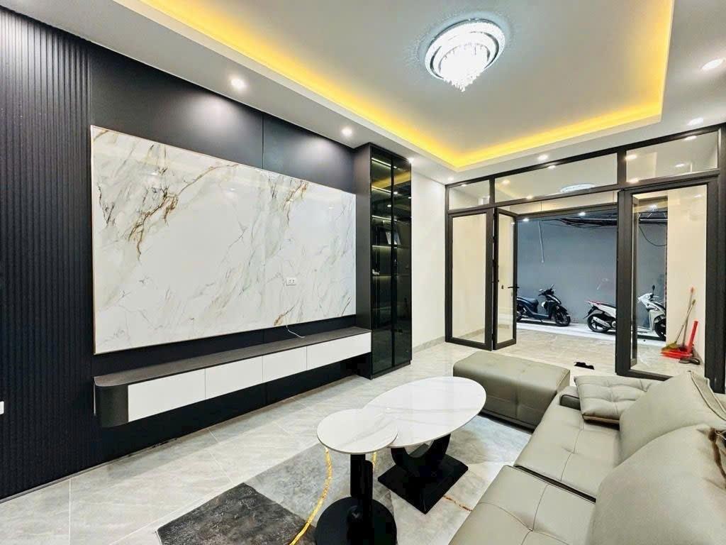 Cần bán ngay căn nhà 33 m2 tại đường Phương Canh - Phương Canh - Nam Từ Liêm - Hà Nội, giá 6,5 tỷ