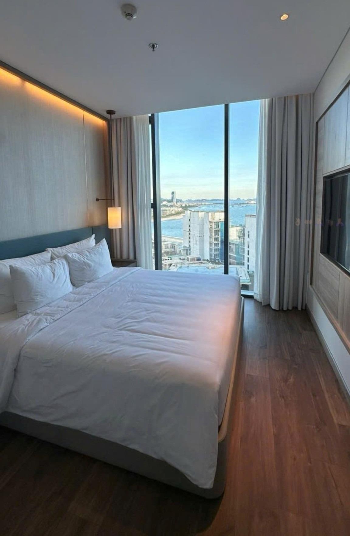 Bán gấp căn hộ 71 m2, hướng Đông-Nam, giá 4,4 tỷ tại Phường Bãi Cháy - Hạ Long - Quảng Ninh