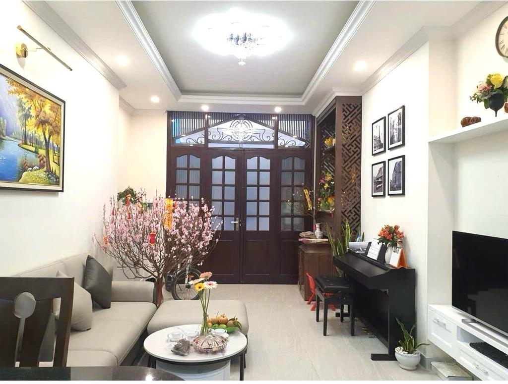 Bán gấp căn nhà đẹp 40 m2 tại Đường Xuân La - Xuân La - Tây Hồ - Hà Nội, giá 10,5 tỷ