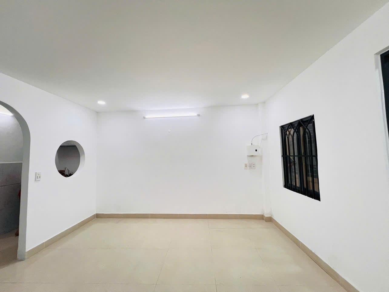 Cần bán ngay nhà đẹp 25 m2, hướng Tây-Nam tại Phường Tây Thạnh - Tân Phú, giá 2,45 tỷ