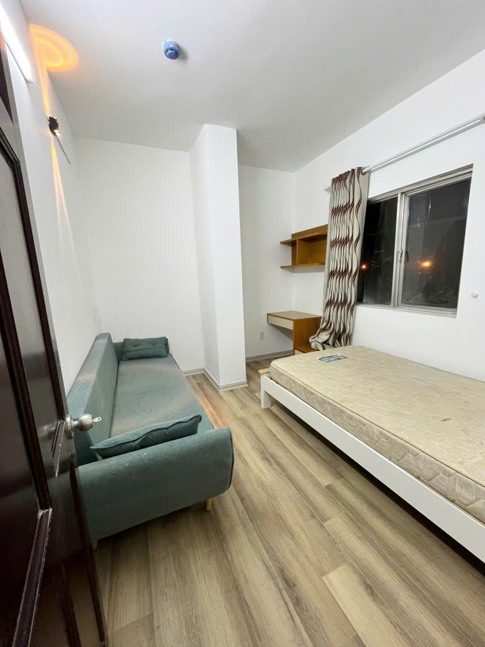 Cần cho thuê gấp nhà chung cư 55 m2 tại Đường Kha Vạn Cân - Thủ Đức, giá 10 tr/tháng