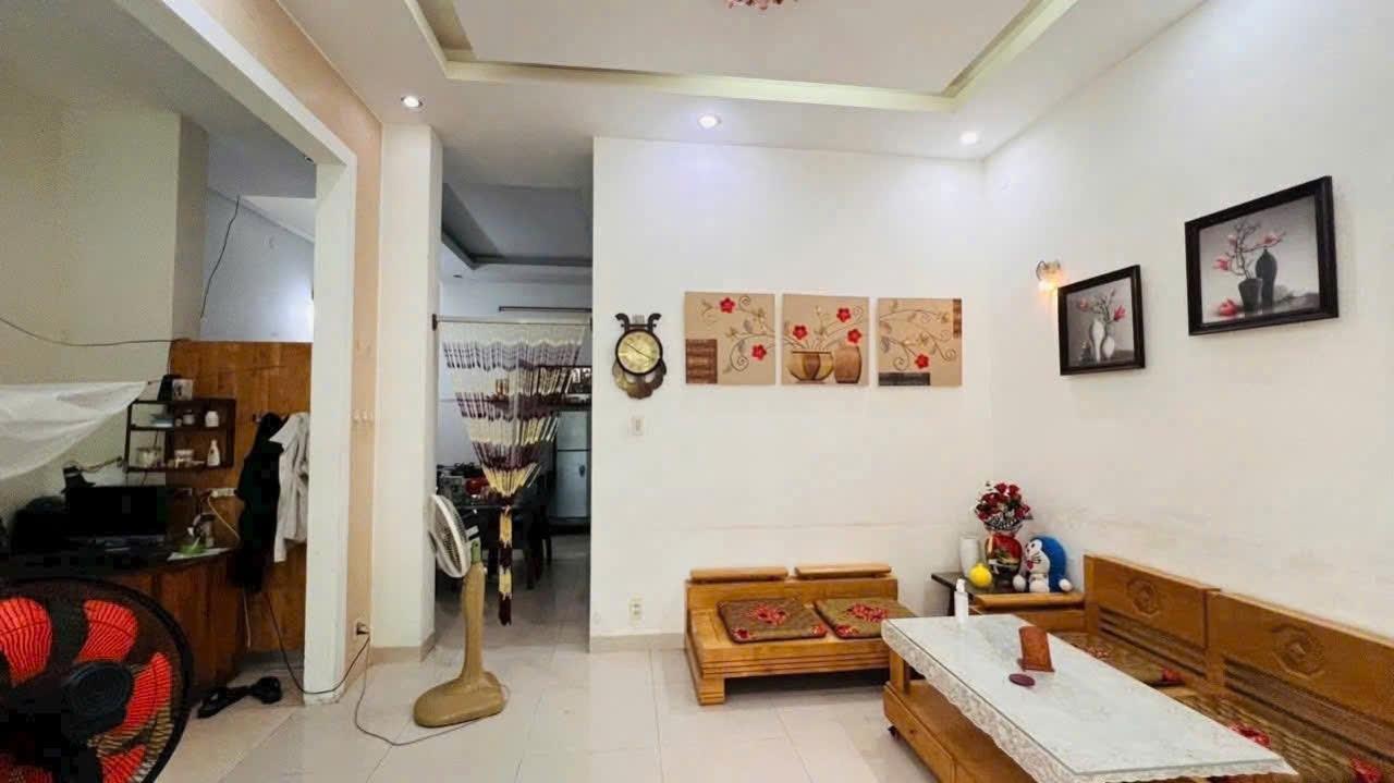 Cần bán nhanh căn nhà đẹp 110 m2, hướng Tây tại Đường Điện Biên Phủ - Nha Trang, giá 8,3 tỷ