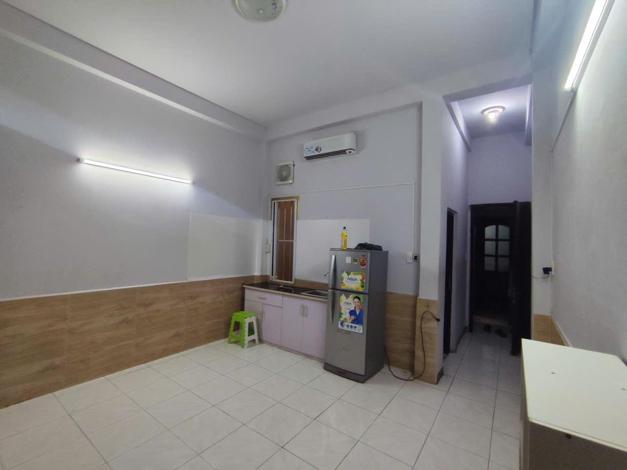 Thuê ngay nhà trọ, phòng trọ 25 m2 tại Đường Xô Viết Nghệ Tĩnh - Bình Thạnh, giá 4,9 triệu/tháng