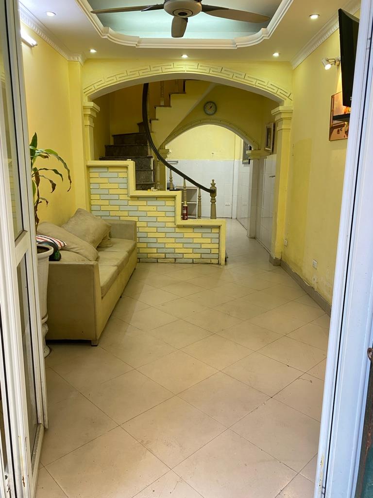 Bán nhanh nhà sổ riêng 5 tầng, 32 m2 tại Ngõ Gốc Đề - Tương Mai - Hoàng Mai - Hà Nội, giá 7,95 tỷ