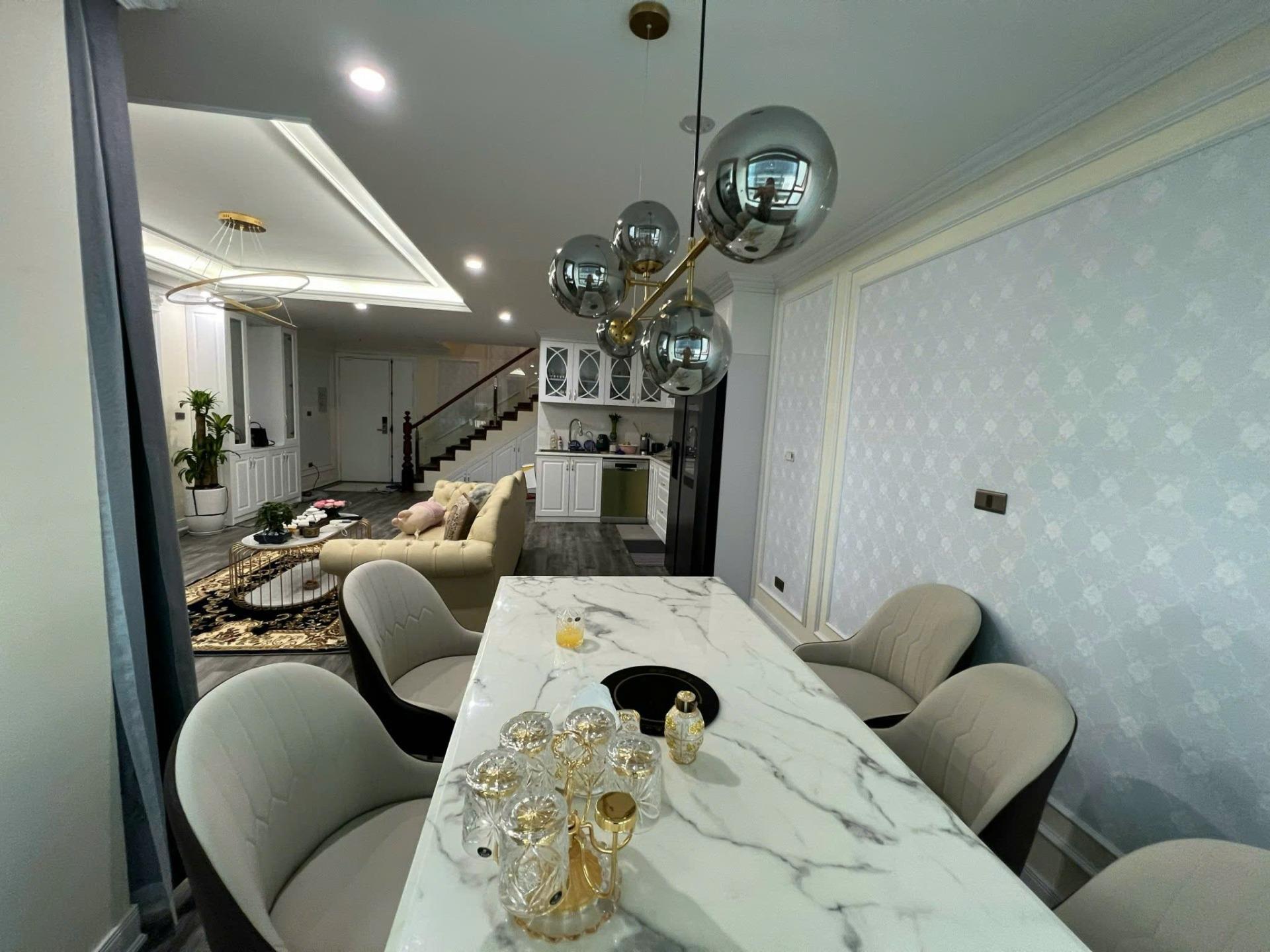 Cần bán ngay nhà chung cư 179 m2, giá rẻ tại Đường Mỗ Lao - Mỗ Lao - Hà Đông - Hà Nội