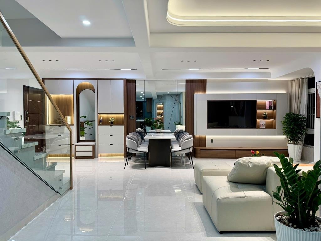 Sở hữu căn hộ chung cư 220 m2, giá 18,8 tỷ tại Đường Phạm Văn Nghị - Quận 7 - TP Hồ Chí Minh