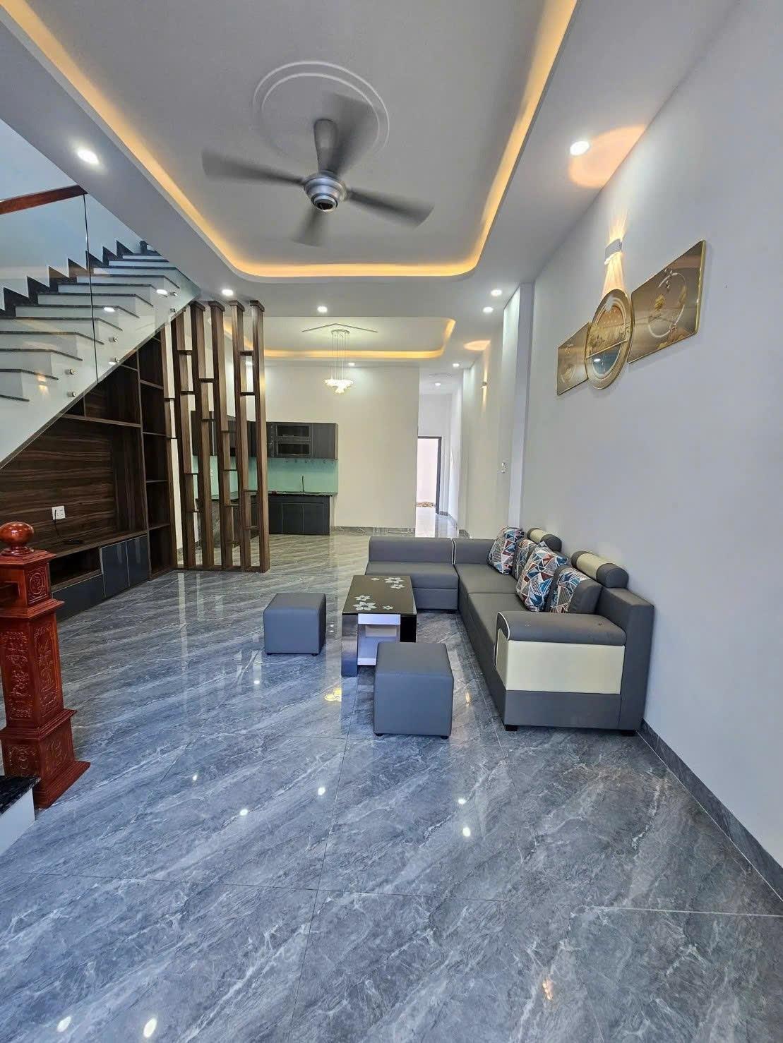 Sở hữu nhà riêng sổ đỏ 130 m2 tại Phường Phú Hòa - Thủ Dầu Một - Bình Dương, giá 3,75 tỷ