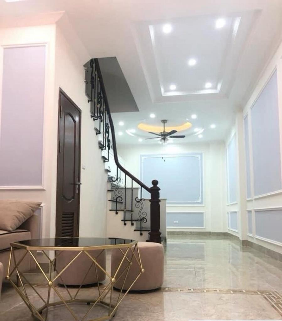 Bán nhanh nhà riêng sổ đỏ 41 m2 tại Đường Lạc Long Quân - Xuân La - Tây Hồ - Hà Nội, giá 8,8 tỷ