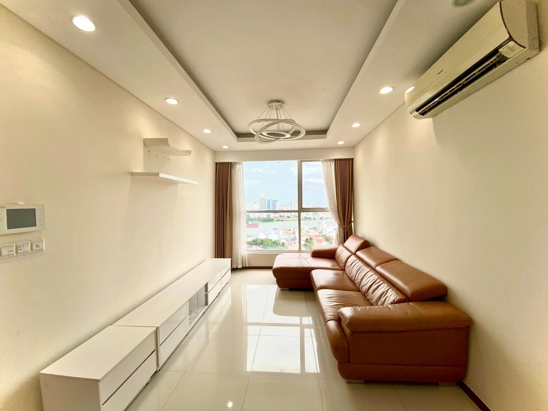 Chuyển nhượng căn chung cư 95 m2, giá 1,93 tỷ tại Đường Quốc Hương - Quận 2 - TP Hồ Chí Minh