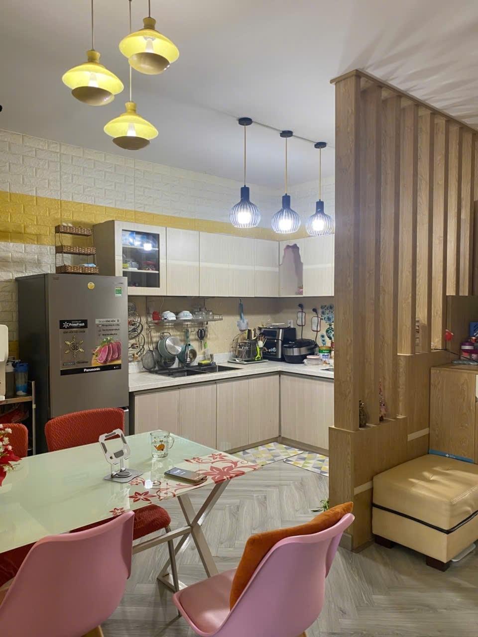 Cần bán căn hộ 76,31999969482422 m2, giá 2,45 tỷ tại Phố Nguyễn Xí - Bình Thạnh - TP Hồ Chí Minh