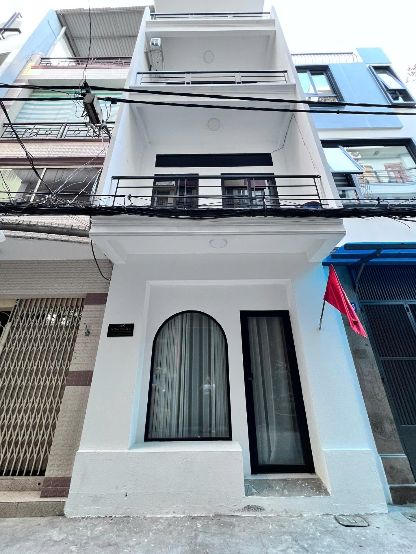 Cần bán ngay nhà sổ riêng 49 m2 tại Đường Trần Đình Xu - Cầu Ông Lãnh - Quận 1, giá 2,6 tỷ