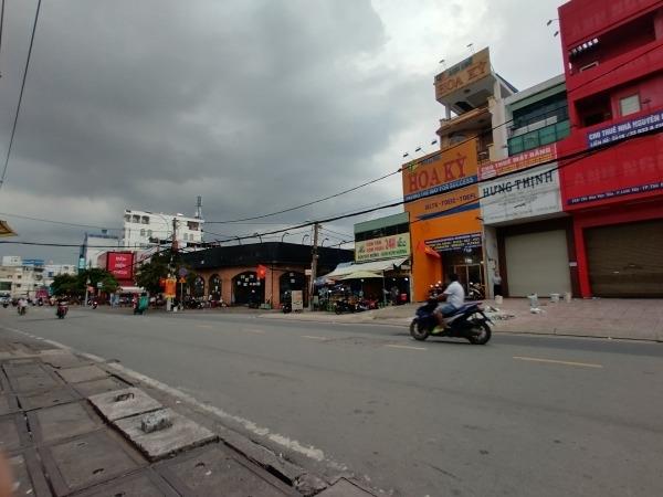 Cần bán nhanh nhà riêng sổ đỏ 125 m2 tại Phường Linh Chiểu - Thủ Đức - TP Hồ Chí Minh, giá 10,5 tỷ