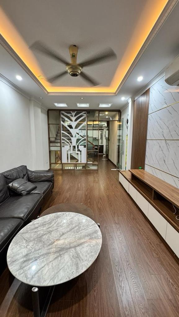 Cần bán ngay căn nhà 48 m2 tại Đường Xuân La - Xuân La - Tây Hồ - Hà Nội, giá 11,6 tỷ