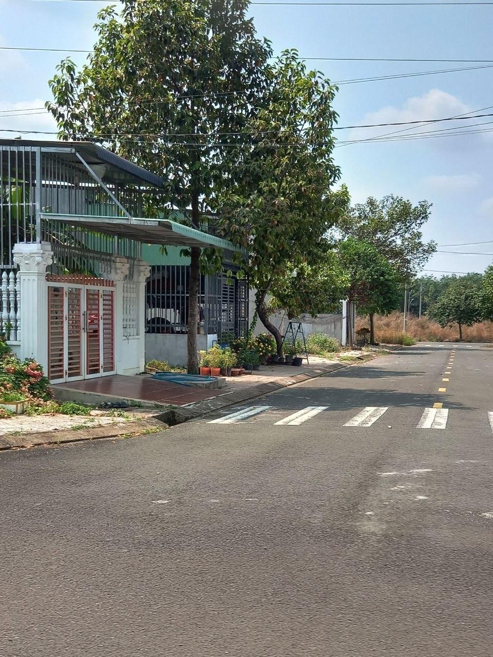 Cần bán ngay miếng đất 75 m2 tại Đường ĐT 741 - Tiến Hưng - Đồng Xoài - Bình Phước, giá 0,00075 tr