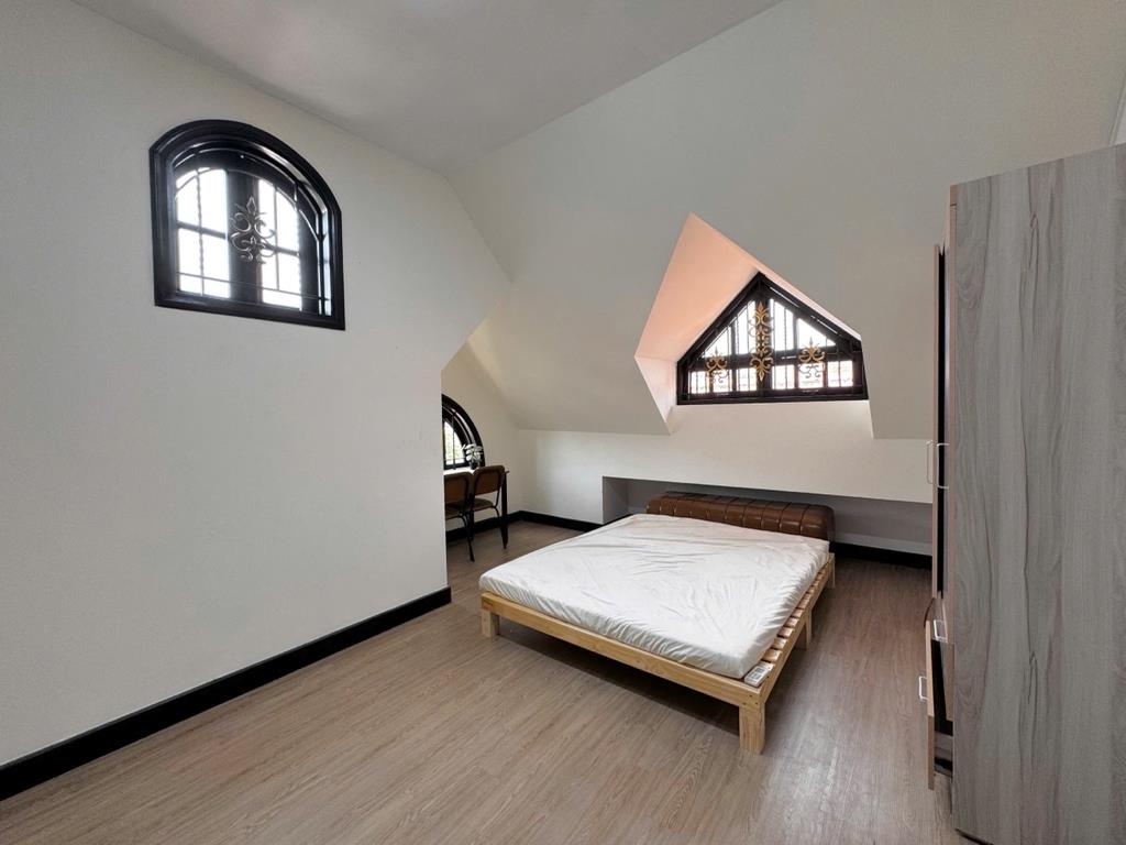 2 phòng ngủ, 2 nhà vệ sinh cần cho thuê ngay Phố Ẩm thực Phan Xích Long