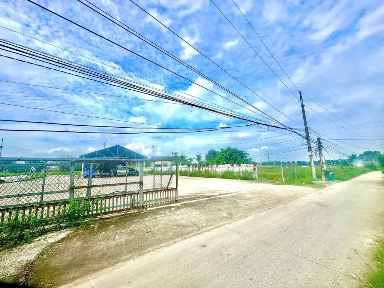 Sở hữu nền đất 125 m2 tại Thị trấn Bến Lức - Bến Lức - Long An, giá 2,5 tỷ