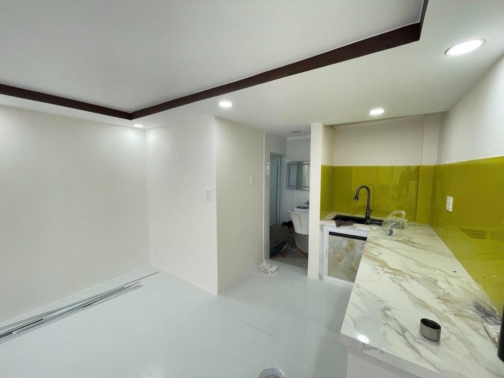 Cần bán ngay căn nhà 34 m2 tại Phố Phùng Hưng - Phước Long - Nha Trang - Khánh Hòa, giá 2,65 tỷ