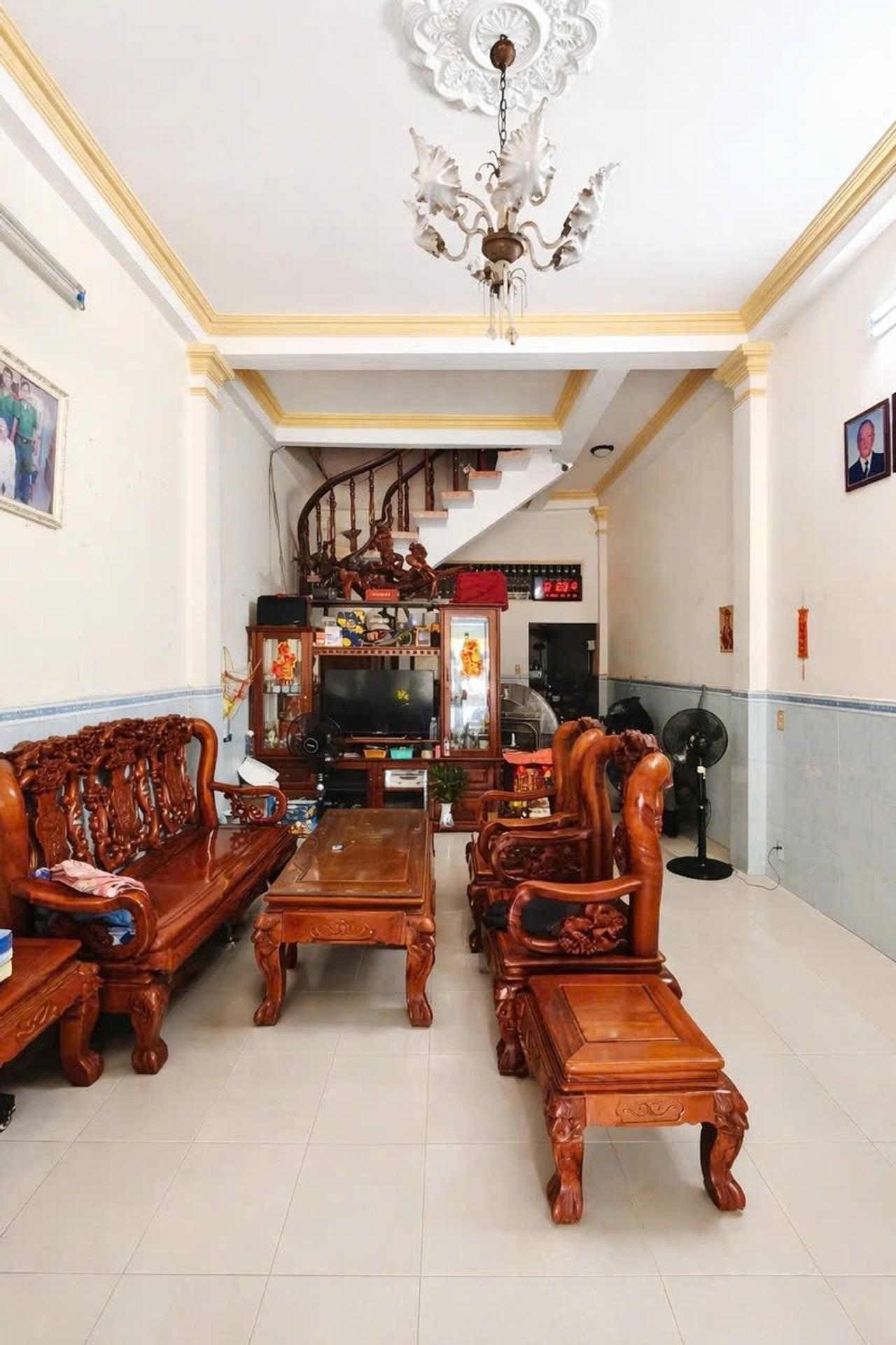 Cần bán ngay nhà shr 64 m2 tại Đường Diệp Minh Châu - Tân Sơn Nhì - Tân Phú, giá 9 tỷ