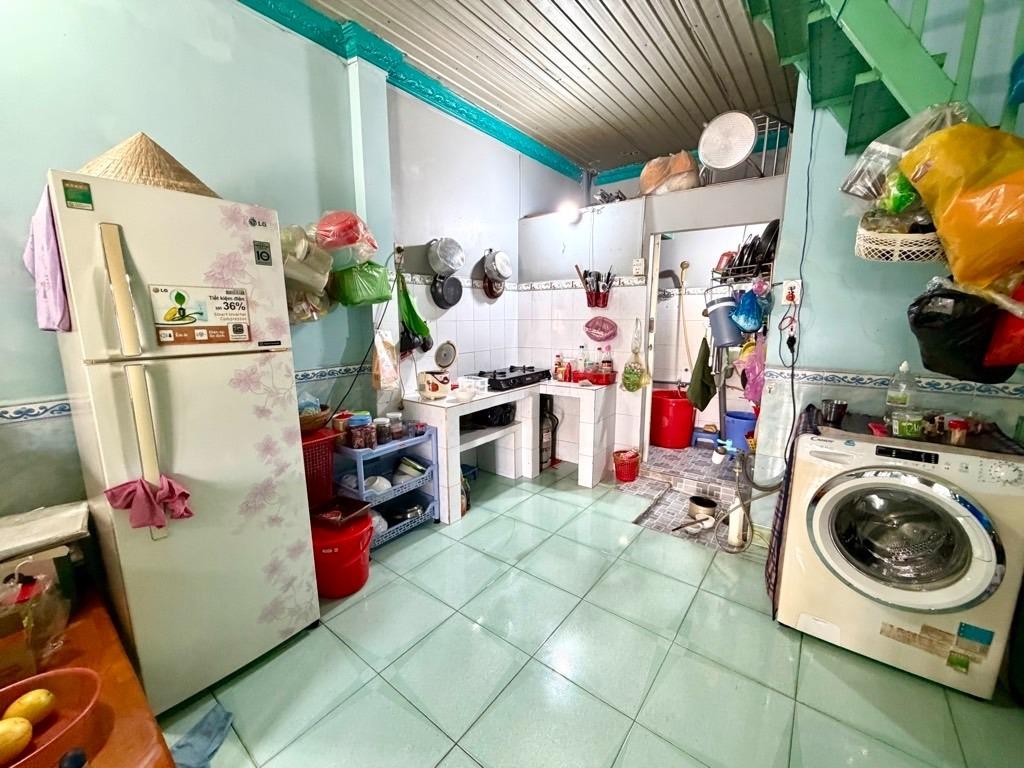 Cần bán nhà mặt phố 30 m2 tại Phường Linh Xuân - Thủ Đức - TP Hồ Chí Minh, giá 3,99 tỷ