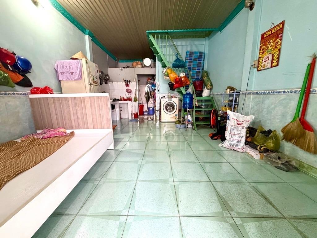 Cần bán nhà mặt phố 30 m2 tại Phường Linh Xuân - Thủ Đức - TP Hồ Chí Minh, giá 3,99 tỷ