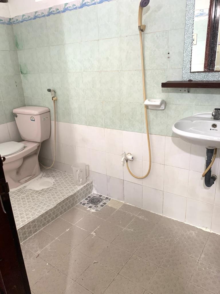 Cho thuê gấp nhà sổ riêng tại Đường Võ Văn Kiệt - 5 - Quận 5 - TP Hồ Chí Minh, 152 m2, giá tốt