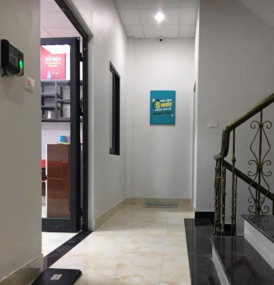 Cần bán gấp nhà sổ hồng riêng 88 m2 tại Quận Long Biên - Hà Nội, giá 22 tỷ