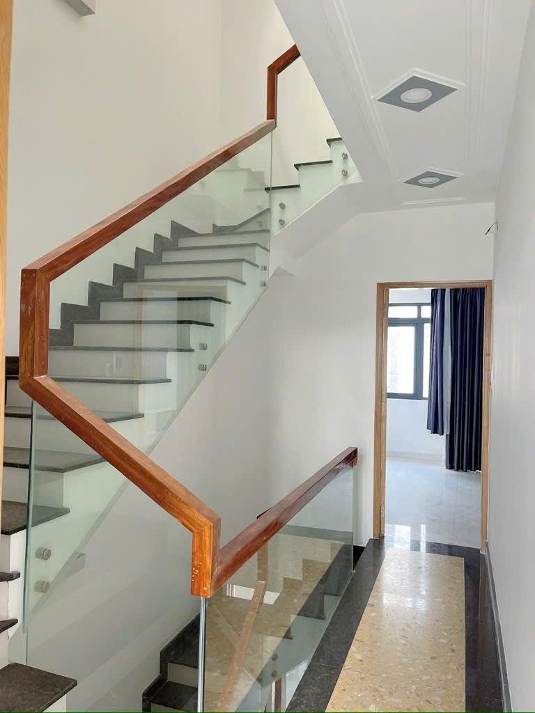 Bán gấp căn nhà đẹp 4 tầng, 50 m2 tại Đường Huỳnh Tấn Phát - Nhà Bè - Nhà Bè, giá 6,59 tỷ