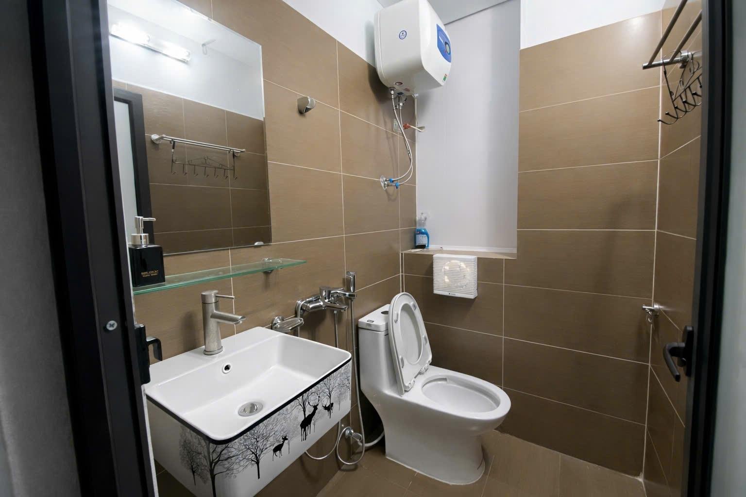 Cho thuê gấp căn 30 m2 tại Đường Đỗ Đức Dục - Mễ Trì - Nam Từ Liêm - Hà Nội, giá 5,5 tr/tháng