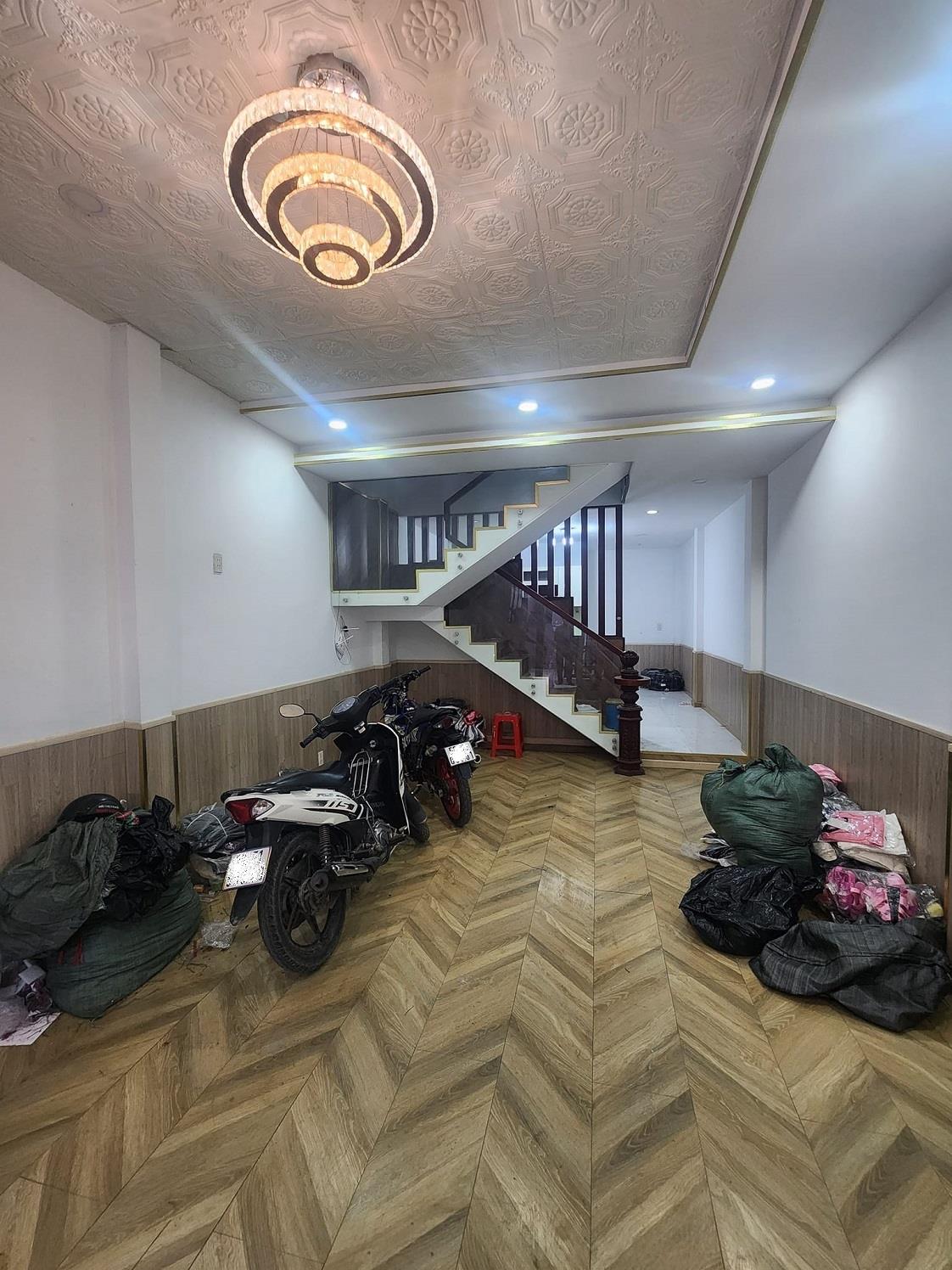 Bán nhà sổ riêng 61 m2 tại Đường Bình Thành - Bình Hưng Hòa - Bình Tân, giá 3,5 tỷ