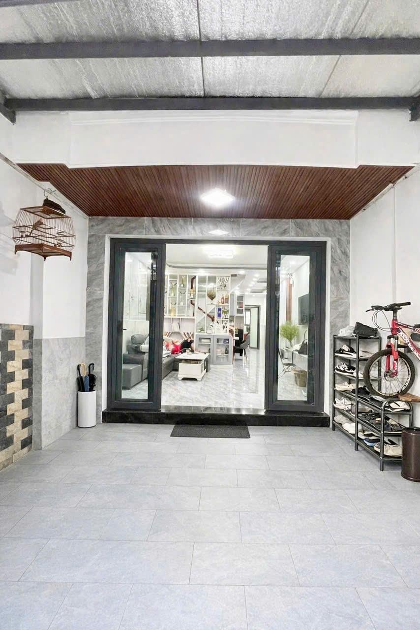 Cần bán gấp căn nhà riêng 2 tầng, 76 m2 tại Đường Dương Cát Lợi - Nhà Bè - Nhà Bè, giá 4,85 tỷ