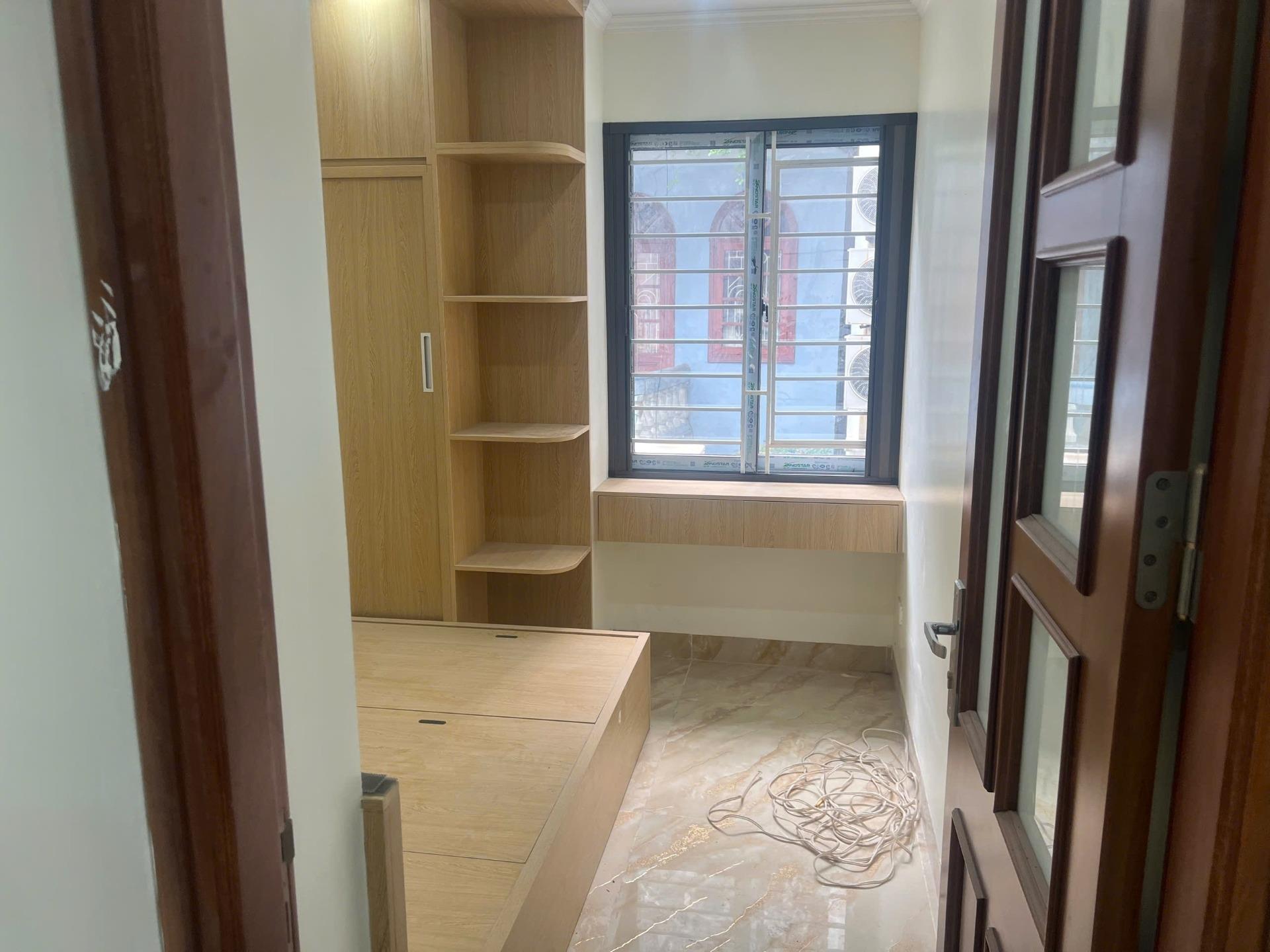 Cho thuê chung cư mini 02 căn đập thông ngõ 209 đội cấn 